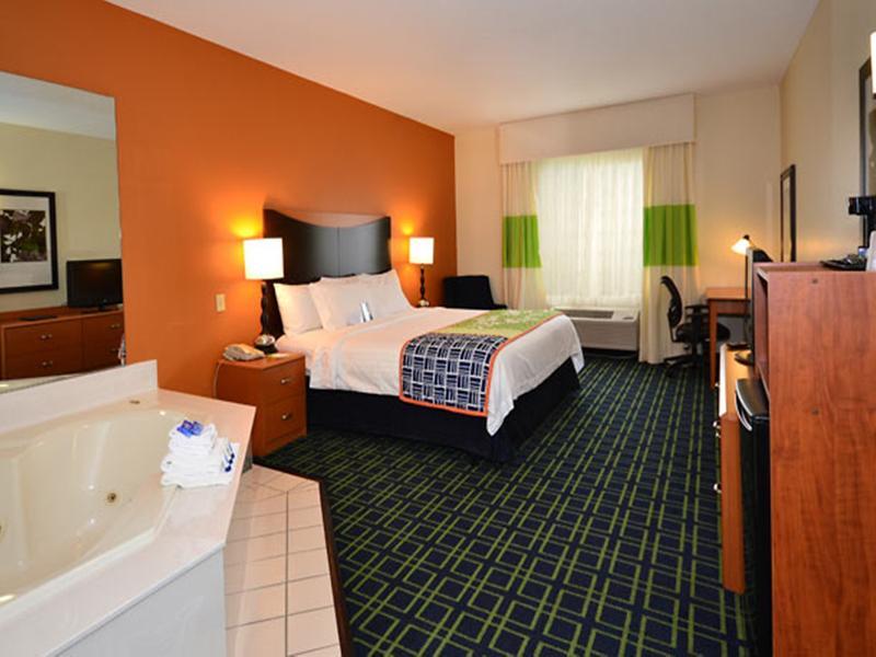 Fairfield Inn & Suites Jefferson City Exterior photo