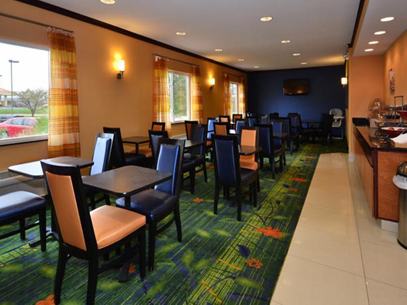 Fairfield Inn & Suites Jefferson City Exterior photo