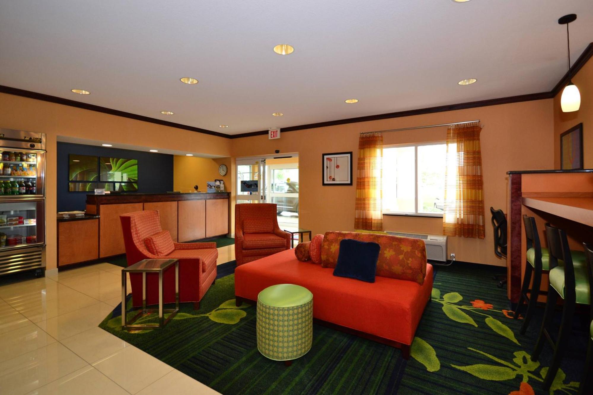 Fairfield Inn & Suites Jefferson City Exterior photo