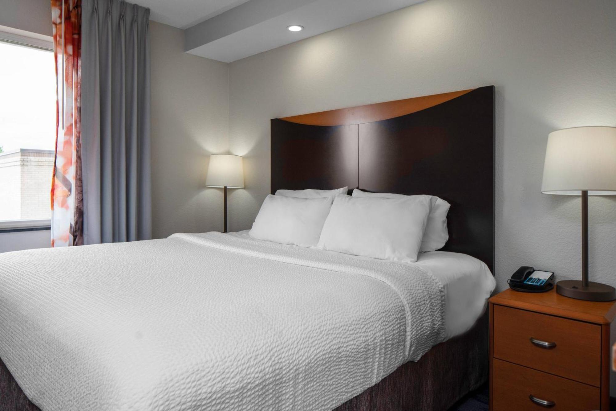 Fairfield Inn & Suites Jefferson City Exterior photo